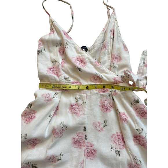 Abercrombie & Fitch Floral Romper XS Pink Rose Print Side Tie Adjustable Straps - Picture 8 of 12